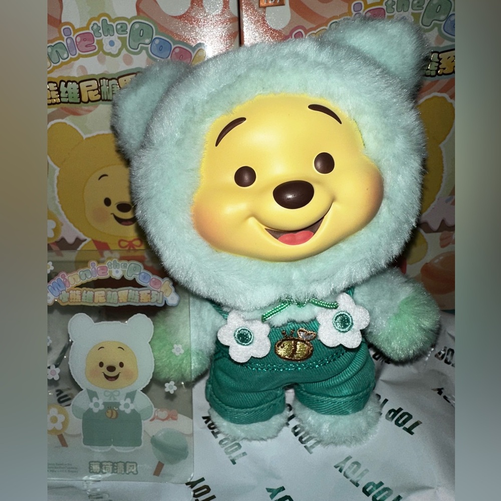 Winnie the Pooh plush pendant blind box